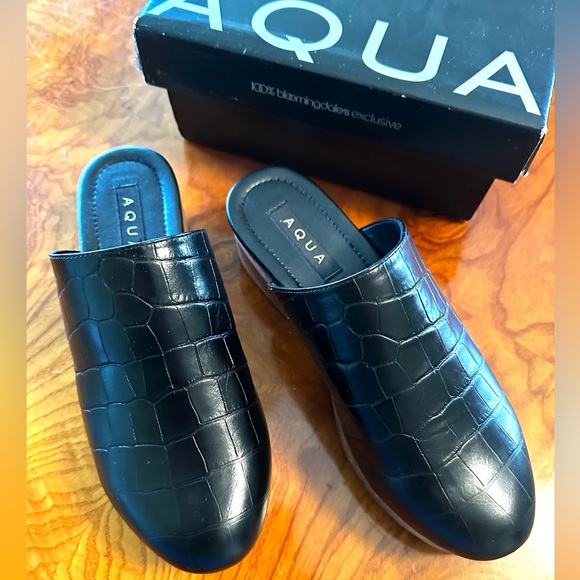 Aqua black clogs woman size 7.5 - Picture 2 of 3